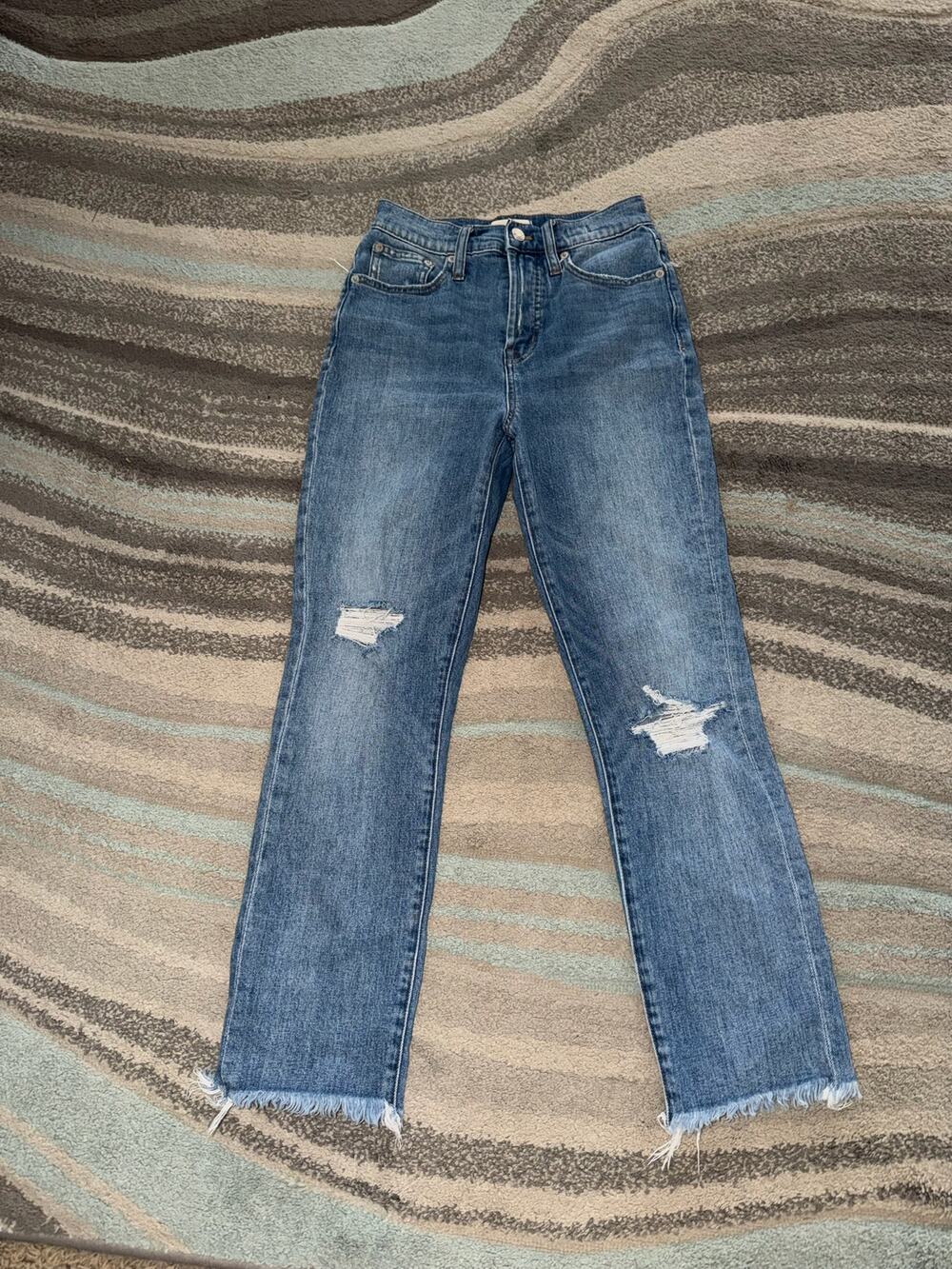 Madewell The Perfect Vintage Jeans in Destroyed Edition 26